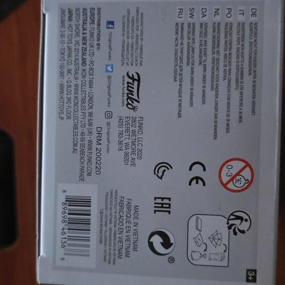 Funko Pillsbury Doughboy Vinyl Figure - White and Blue - Picture 6 of 6